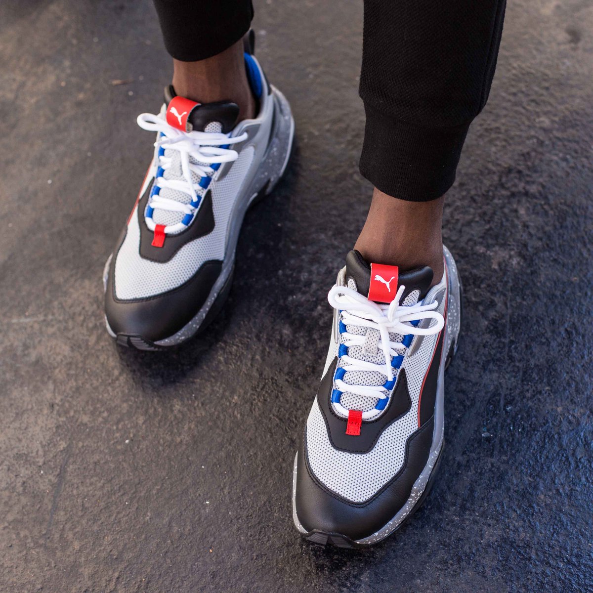 puma thunder electric violet