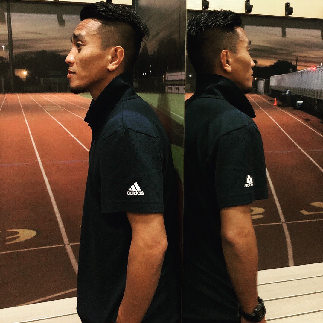 m_taufiq08's tweet photo. Optimisme adalah kunci kehidupan. Jika kau mengharapkan keburukan maka ia akan datang, sebaliknya jika kau memimpikan kebaikan dan keberhasilan maka tak ada yang tak mungkin🔥🙏
•
•
#adidasindonesia #adidasrunning #yezzyboost #tiemadidas #footballicious 
@adidasindonesia https://t.co/DPZPHTIJTQ