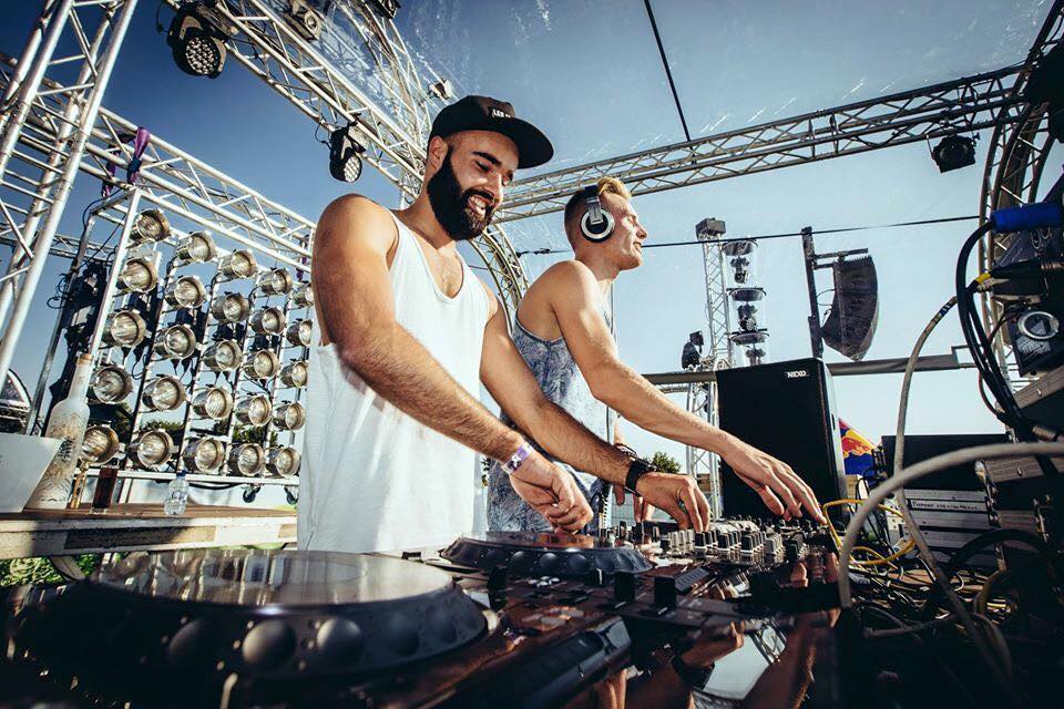 SONOMUSIC_'s tweet photo. With support from @davidguetta ​, @SJ_RM​, @​dannic and @KryderMusic​, 'La Zona' is making waves! Get in the zone as well! 👉🏽 https://t.co/H5MTazuGwe https://t.co/He4ReCdkqm