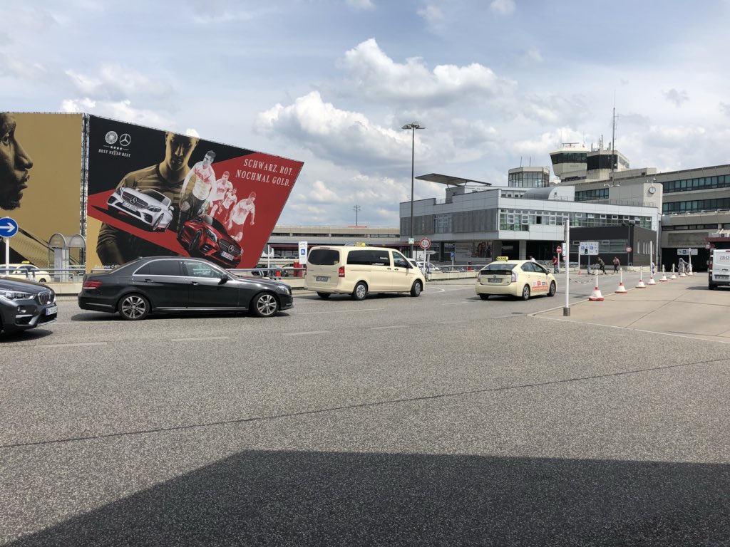 jim_lawless's tweet photo. Leaving (a slightly stunned) Berlin this afternoon after a fascinating time with the #PayPal #DEATCH teams and a great Taming Tigers session. Thanks for your reception and engagement - and every success!
#TamingTigers #innovation #Berlin #writeyourownstory #nextchapter #Germany https://t.co/Cosll1ial2