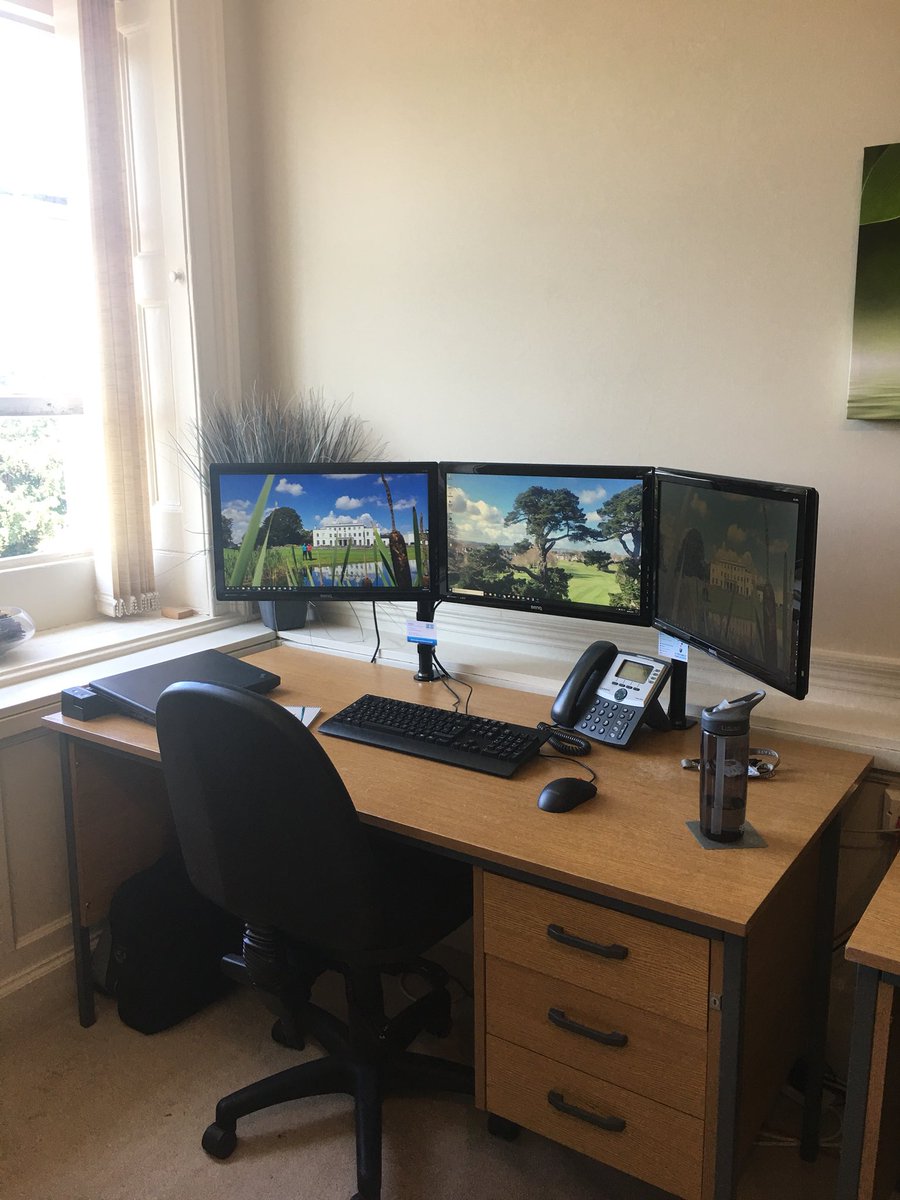Amy_Hart22's tweet image. Amy Hart.... one #happybunny 🐰@AMESolutions ... #tripplescreens #monitorbrackets 👍🏻 thanks boss @Steve_Westaway 😊