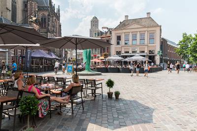 'Zwolle na Amsterdam beste binnenstad van Nederland': Na Amsterdam heeft Zwolle de beste binnenstad van het land. Dat stelt weekblad Elsevier in haar jaarlijkse onderzoek met Bureau Louter. dlvr.it/QYpK5X