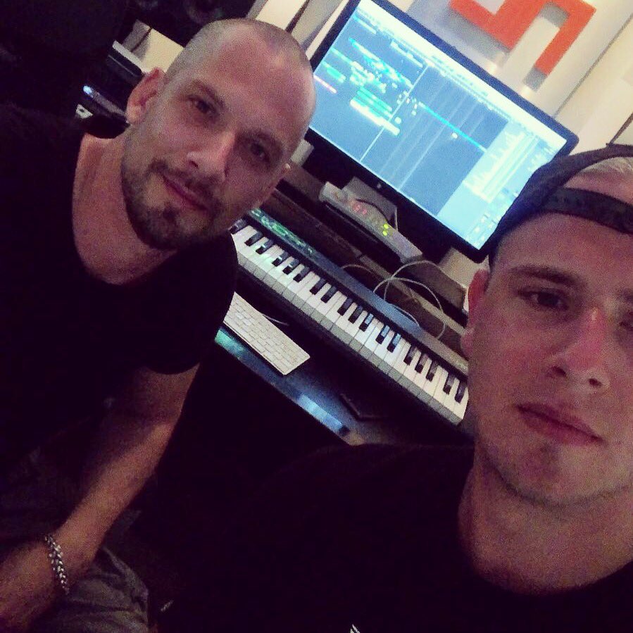 New collab in the making! 🙌@RdclRedemption #Hardstyle https://t.co/78Psh5r45v