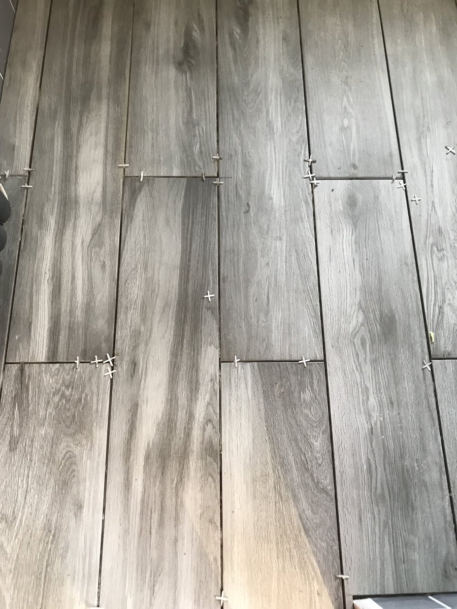 J_P_Green's tweet photo. Pre 2nd fix on a bathroom project in #Bolton - full remodel. #LSXInteriors #HudsonReed #ToppsTiles #SpaWars
Developers / Plumbers / End Users - like what you see so far - contact today info@lsxinteriors.co.uk https://t.co/FuagRdxQmE