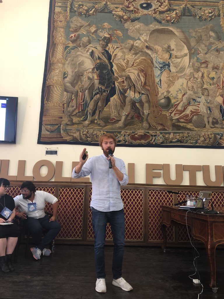Pilloledifuturo's tweet photo. “Pochi candidati ma giusti attraverso la tecnologia” ecco uno degli obiettivi di @Meritocracy_is. Ce ne parla @ri_galli a #pilloledifuturo https://t.co/ppn7SNYluH