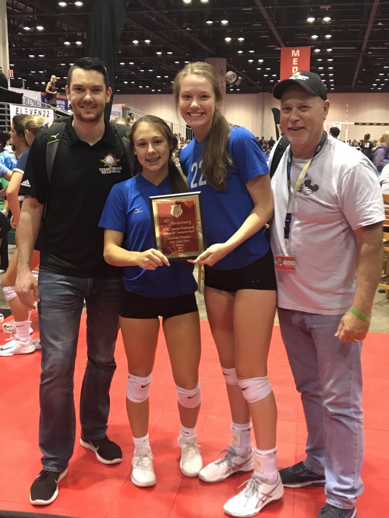 courtney_carp51's tweet image. Great finish @AAUVolleyball for @TXImage_16Ray and @tximg We are grateful for such a competitive season. #ImageSTRONG