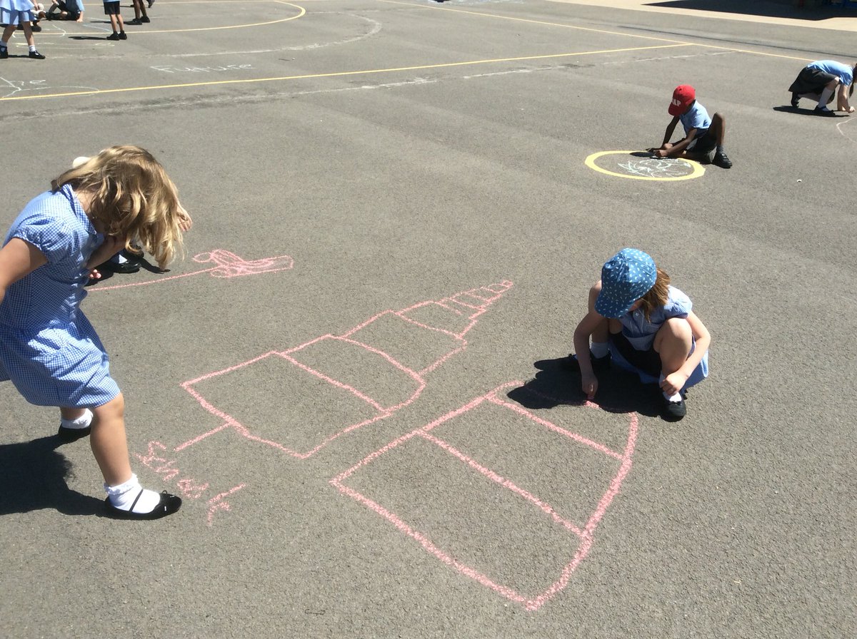 mbk_y2's tweet photo. Did you spot our maps of Bradley Stoke from the future on the playground? #Geography #ethicofexcellenceday https://t.co/COZmK7TGUI
