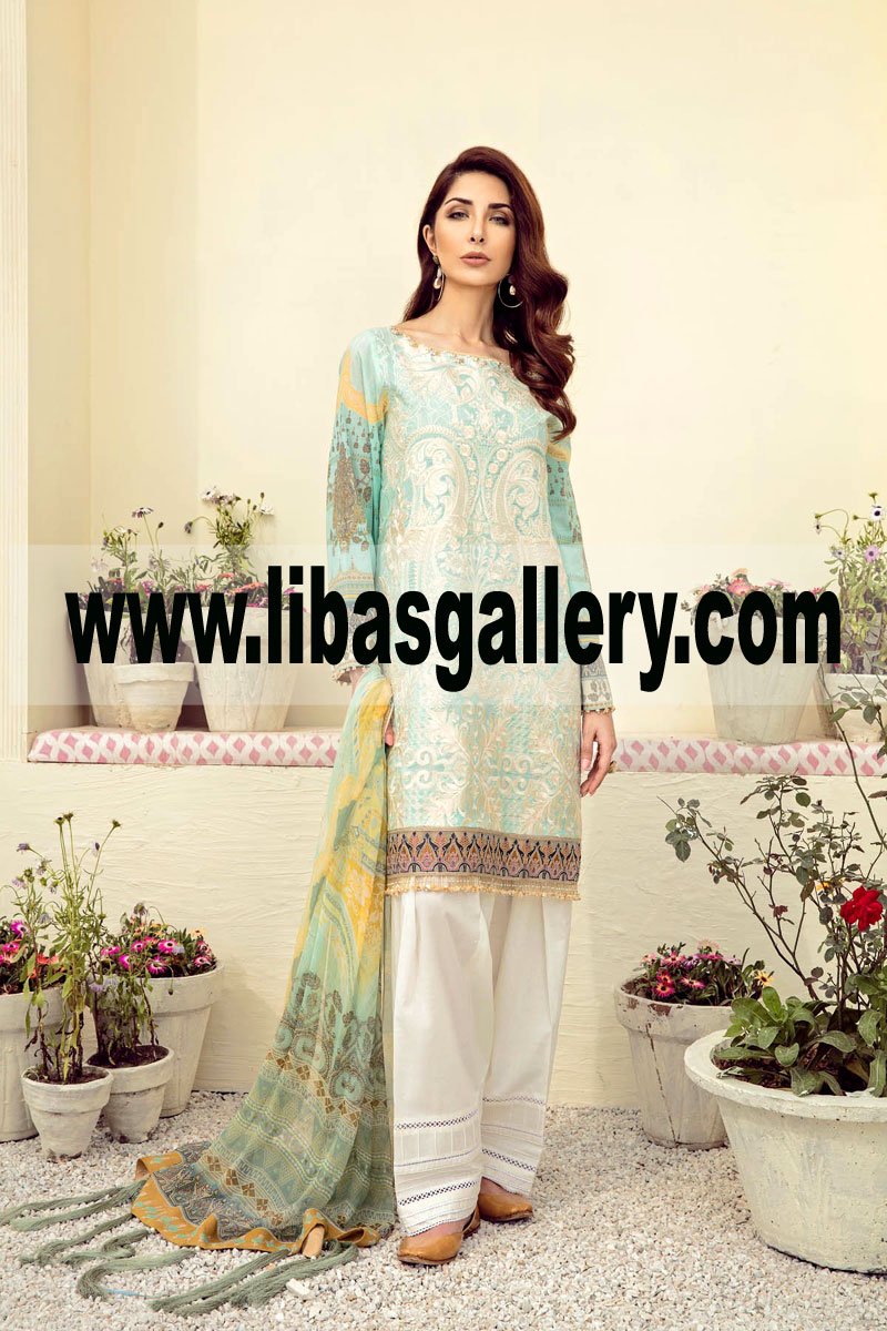 Baroque premium lawn 2018 Album Embroidered outfit  #BrandedSuit18  #lawnalbum18 #Baroque #luxury #outfit #womensuit #lawnsale #latestsuit #partysuit #occasionsuit #Pakistanisuit #Desipeople #lawnsuitpictures #Baroquesuitprice #ladieswear #Stitchedsuit #unstitchedsuit