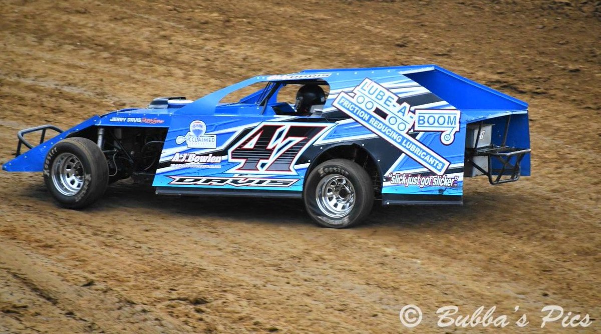 lubeaboom's tweet image. Look for the @lubeaboom race car to be part of the fireworks this Friday night in Southern Indiana! That&apos;s right, our driver Blake Davis and the #47 entry will compete in the big Sprint Cars and Fireworks Night at Bloomington Speedway: bit.ly/2tB4qmE #SlickJustGotSlicker