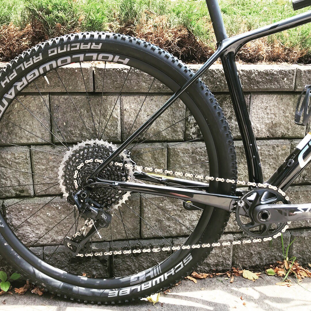 ZiggysCycleKW's tweet photo. The future has arrive @RideCannondale The all New F-Si the fastest hardtail! Built speed with the Lefty Ocho... #forthosewithseriousissues #leftyocho #fsi #mountainbike #hardtail https://t.co/u3zrFSovwl