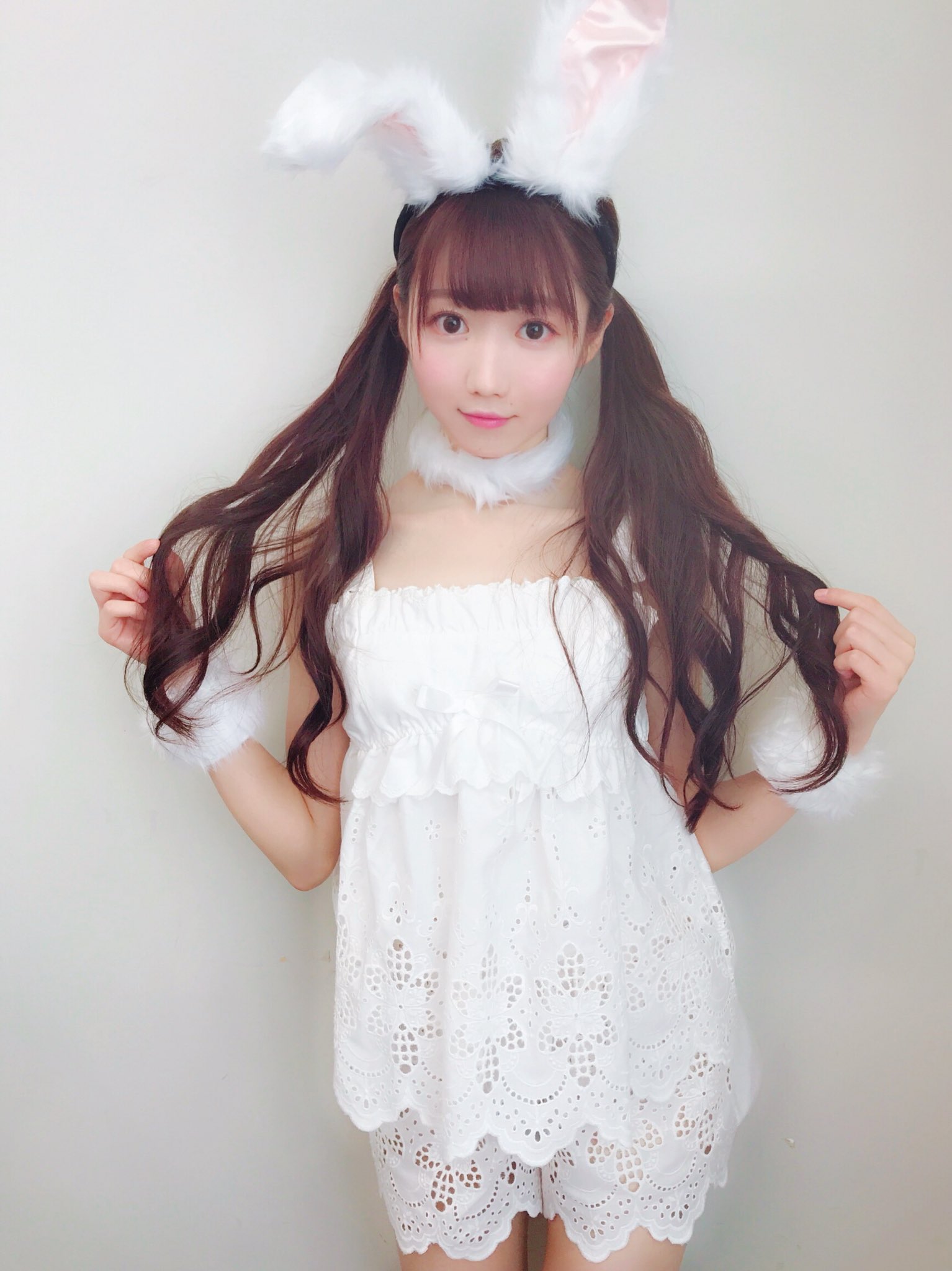 大谷映美里 ピンキー 直筆 座り 61LB6+ovzML._UF350,350_QL50_.jpg