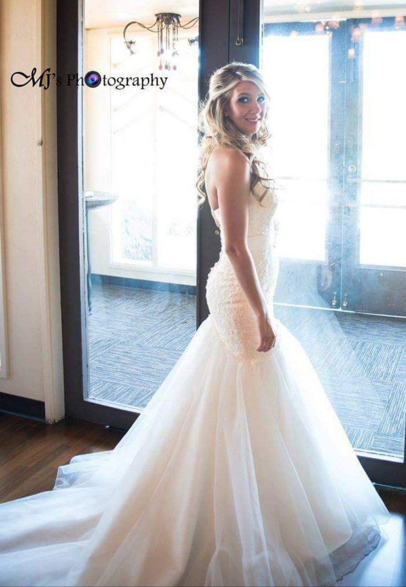 MJsPhotography2's tweet photo. #ThrowbackThursday
#oregonbride
#oregonbridemag
#myweddingmag
#weddingwire
#smpwedding
#bride
#oregonwedding
#pnwbride
#wedding
#weddinginspiration
#theknot
#theknotweddings
#fineartfriday
#pnwphotographer
#oregonphotographer
#myweddingdotcom
#modernbride
#weddingmasterpie https://t.co/T9U55b5yDs