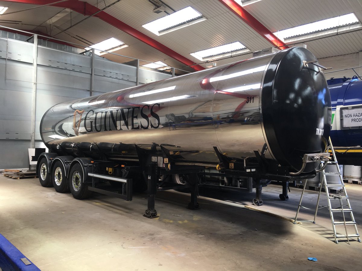 HutchTechTrans's tweet image. Some accident damage repaired on a customers road barrel this week