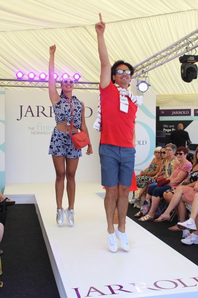 JarroldNorwich's tweet photo. Seen an outfit that you like at The Jarrold Fashion Show @norfolkshow ? Join us at 4pm for the catwalk fashion sale! Selected items 50% off. #RNS18 #Norfolk https://t.co/HpOgUE58js