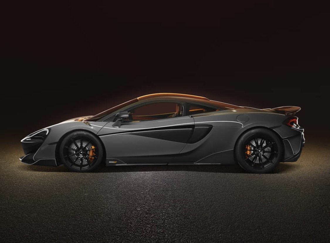 ulticarpassion's tweet image. And another one! McLaren this time releasing this absolute beauty! Welcome to the new @McLaren 600LT. Inspired by the 675LT this is their newest of the sports series. 600Bhp. 600Nm. DAMN! 
#mclaren #600lt #carrelease #newcars #supercars #longtail #carspotting #ultimate