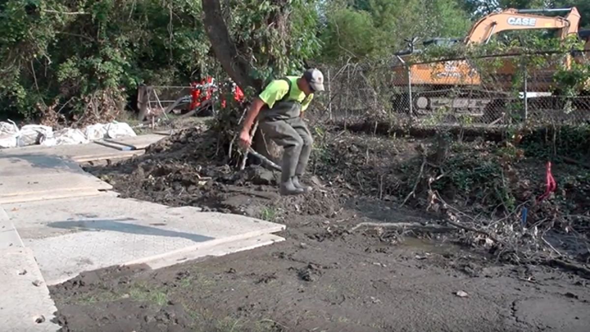 Mabey's Roadway Keeps Dam Removal Project Afloat to Restore Fish Migration to Chesapeake Bay. ow.ly/M3Se30hFUFr