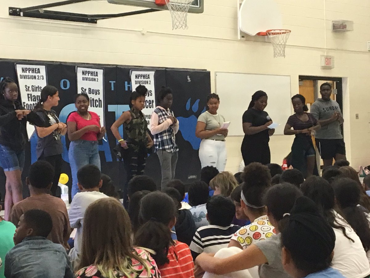 BalmoralDrivePs's tweet image. Our amazing #stepsquad doing a tribute to their incredible coach Mrs Ochran who is leaving us this year. #allthefeels #love #lastday @PeelSchools