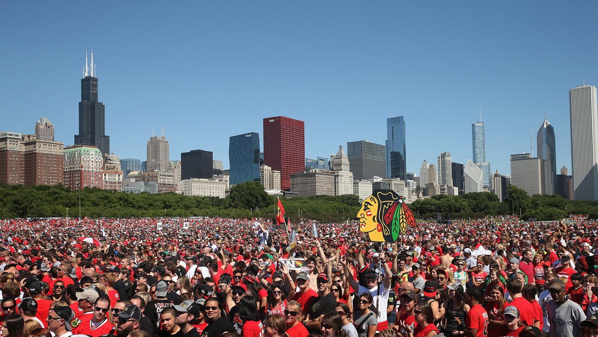 NHLBlackhawks's tweet photo. #tbt to a sea of red in Chicago, five years ago today!

#OneGoal2 https://t.co/qfx7lvf8Bx