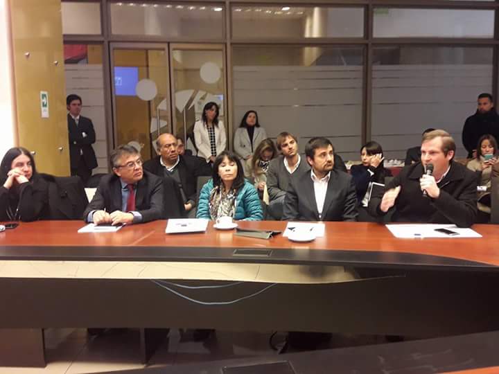 RadioVicfer's tweet photo. Informacion #Local..
Alcalde Juan Pablo Barros, expone situación de la comuna y solicita inclusión integral de #Curacaví en el Plan Regional de Seguridad Pública .. https://t.co/zBtahHzmcJ