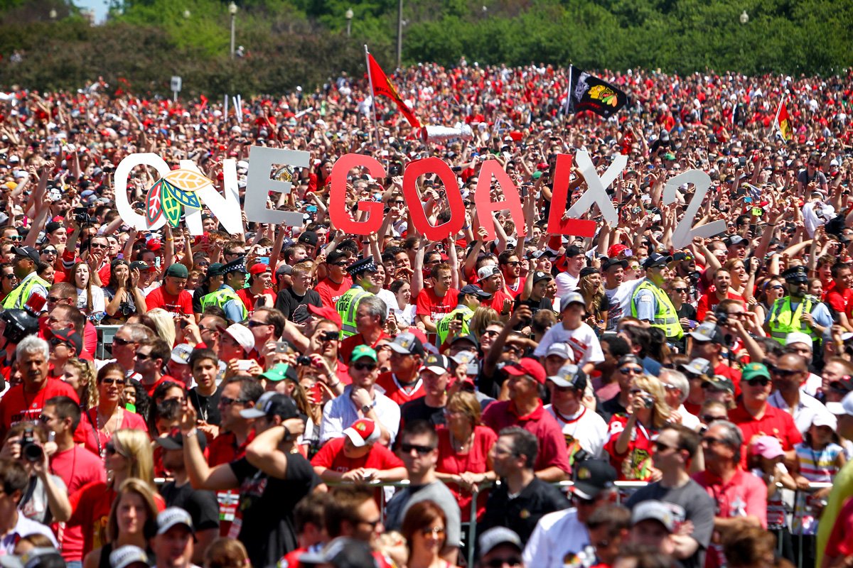 NHLBlackhawks's tweet photo. #tbt to a sea of red in Chicago, five years ago today!

#OneGoal2 https://t.co/qfx7lvf8Bx