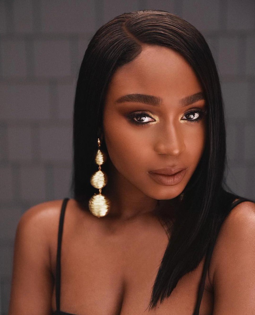iHeartRadio's tweet photo. Start your morning off with some pics of the always stunning @Normani 💫 https://t.co/npa5iV8Uq8