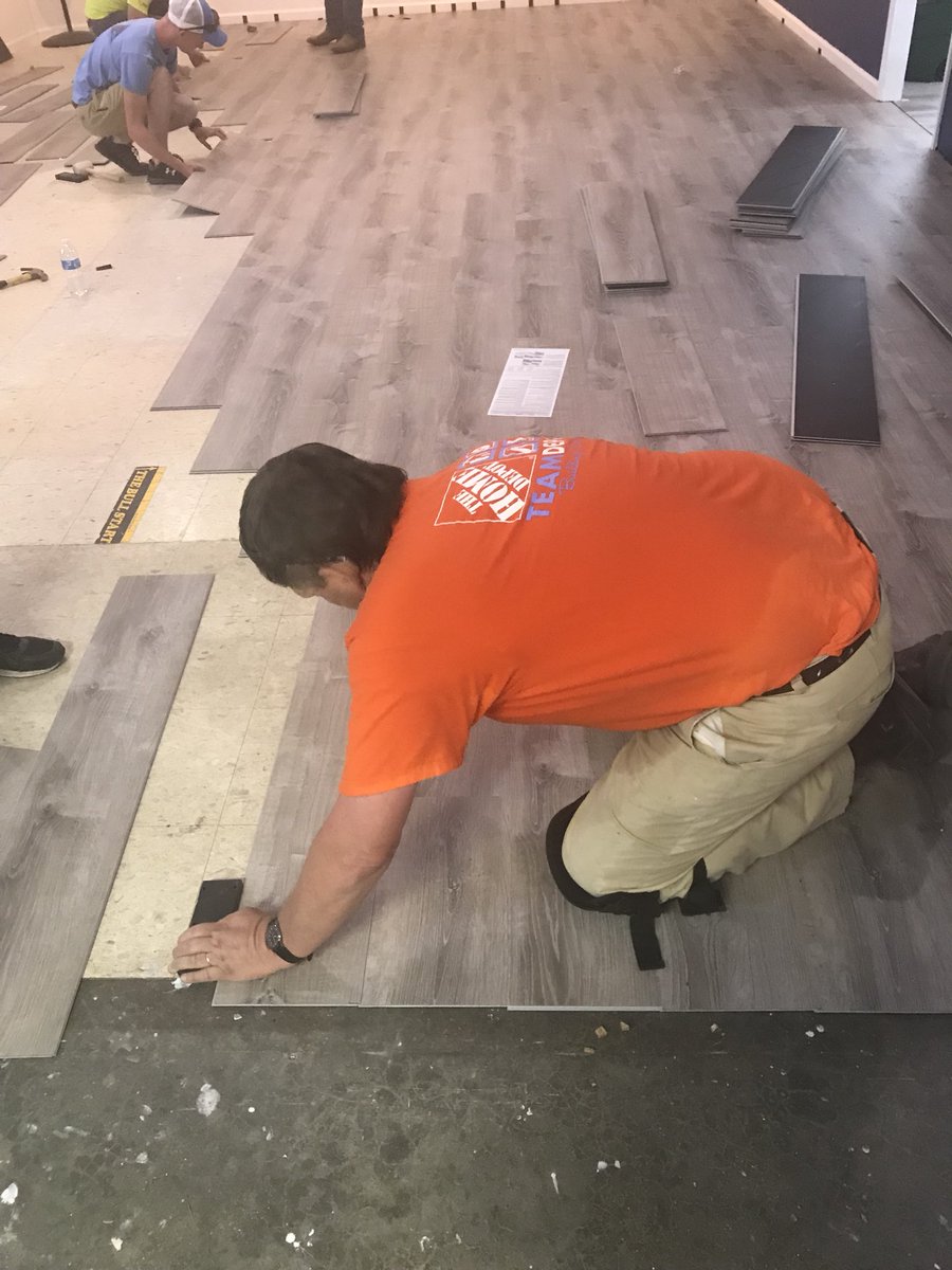 DanMallonhd's tweet photo. Great VFW project in Holly Ridge NC.   District 248 taking care of its community and Veterans #TeamDepotEvent @BobbyBoaenTHD @gloria_terri @JimSimmonsHD https://t.co/JCgGxM7J9N