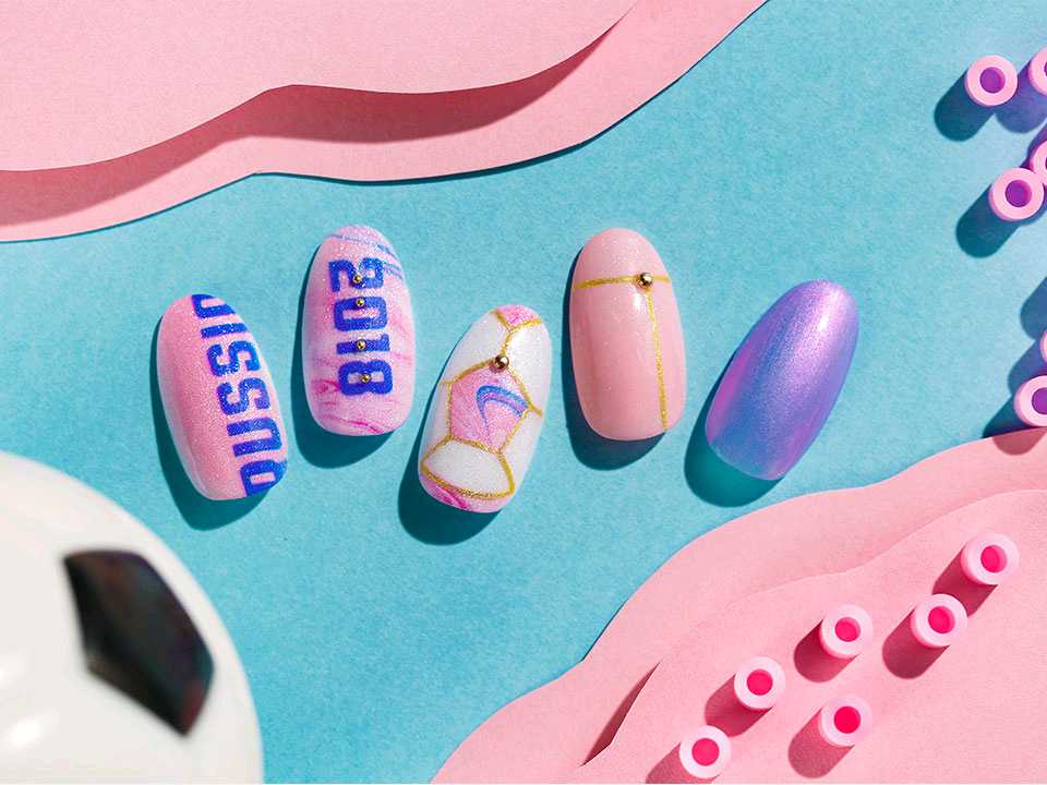 o2nailscanada's tweet photo. Last round of the World Cup Group Play! What's your favorite team? Haven't decided yet? No worry, we got some warm up design for you!
Check out how we make them in just a few steps: https://t.co/fftqH6qxYJ
#o2nails #o2nailscanada #worldcup2018 https://t.co/w2bCCegrPH