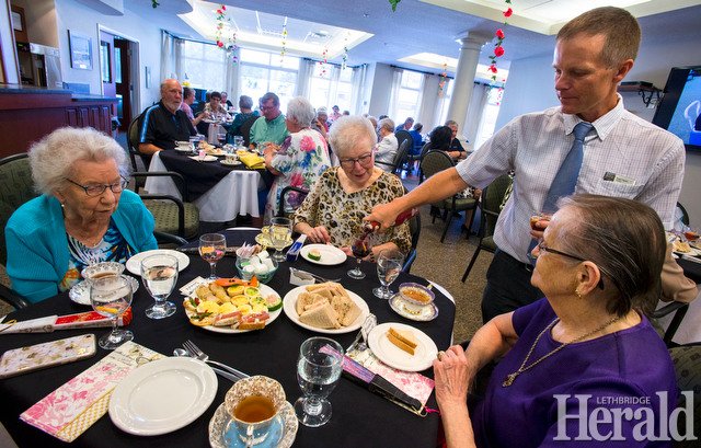 Leth_Herald's tweet photo. Some of today's published photos by @IMartensHerald &amp; @GregoryAllanB 
#yql https://t.co/f7mvQbQYcr