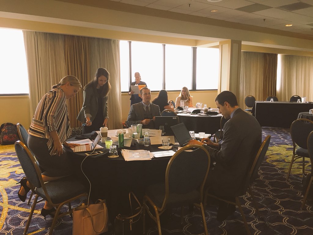 ShanGoff3's tweet image. Get the Gist? 12 states sharing practices on effective extended learning experiences #ExcelinEd