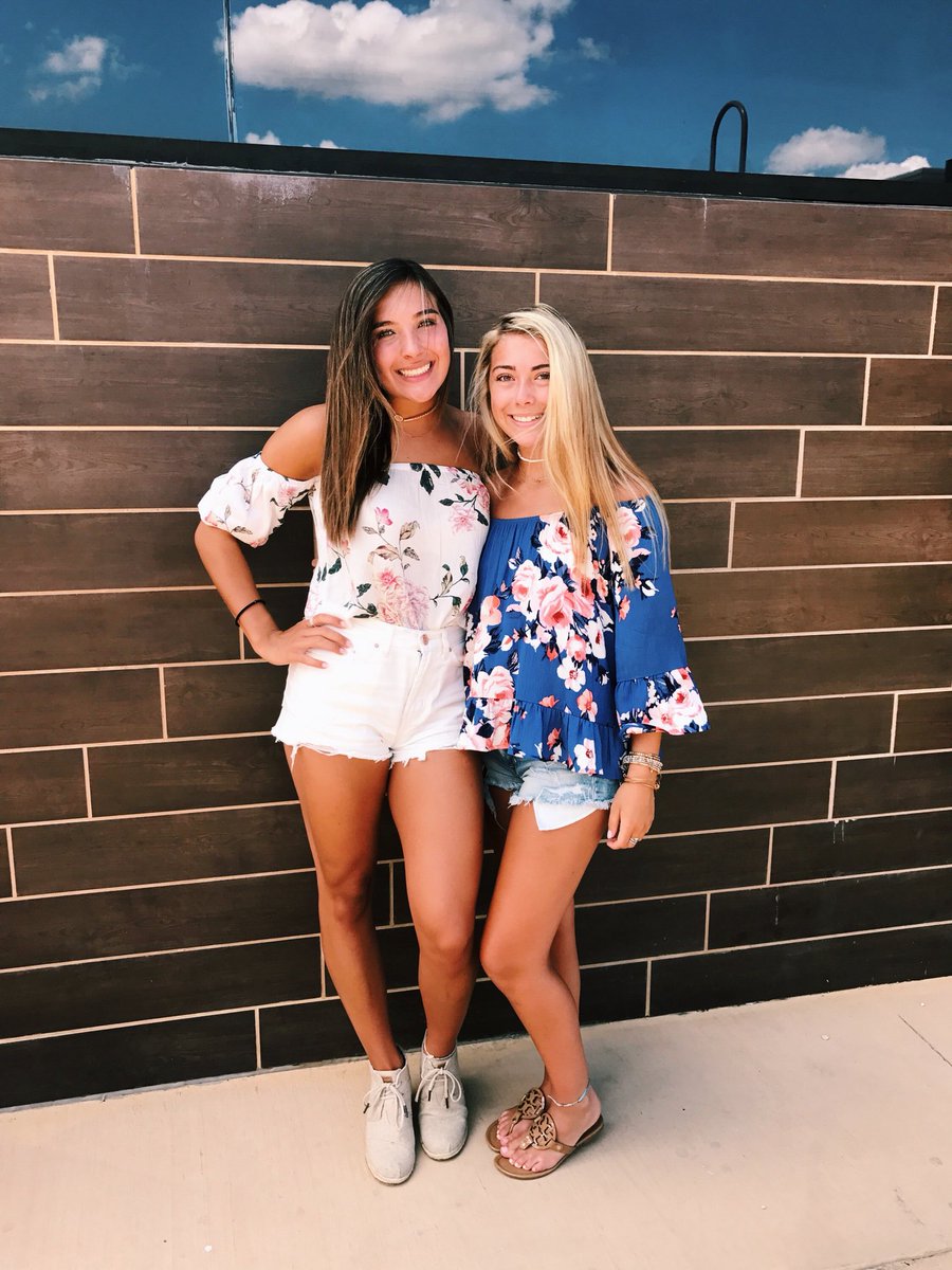 HoltMarisa's tweet photo. happiest of birthdays to my girl Sid!!! so thankful I met you at cheer and I love you so much!!! Have the best day ever!! #17 @sidneyroderickk  ❣️❣️ https://t.co/MRP4iPExj9
