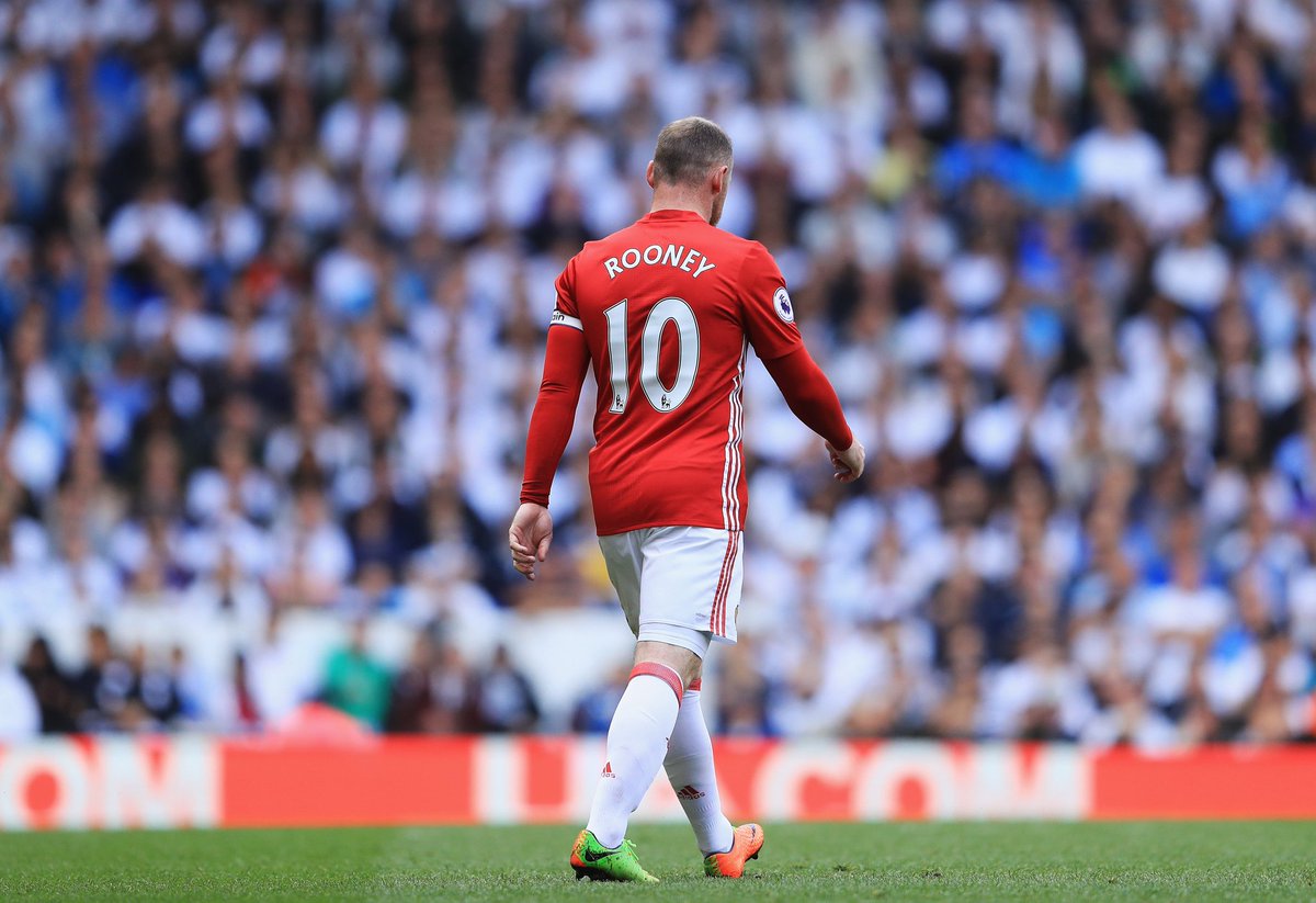 Squawka's tweet image. Wayne Rooney in the Premier League:

• 491 games
• 208 goals
• 103 assists
• 5 titles
• 2 clubs

Farewell, legend. 🙇