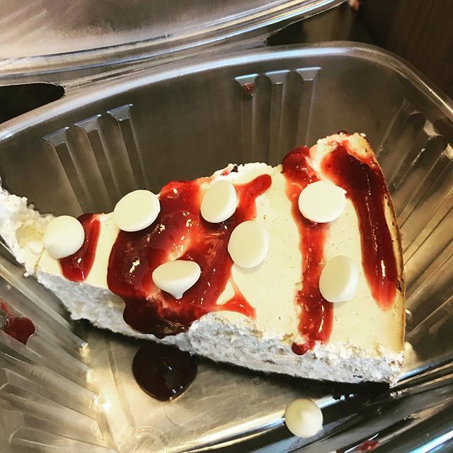 Ohhh you really shouldn’t miss our white chocolate raspberry cheesecake! ift.tt/2KsLGPW