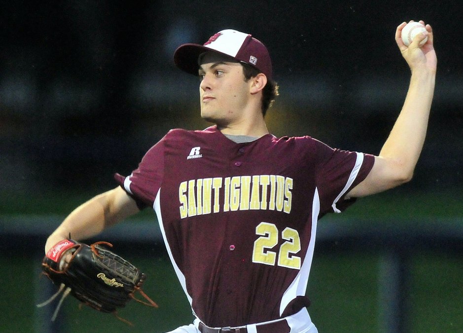Tim_OBrien10's tweet photo. St. Ignatius' Will McManaman, Brother Rice's Ryan Palmbad cruise on the mound as Catholic League shuts out the Public League in the annual All-Star game. Check out the @BevRevNews story! https://t.co/VFe8WpmsaS https://t.co/zLWdnCsOAY
