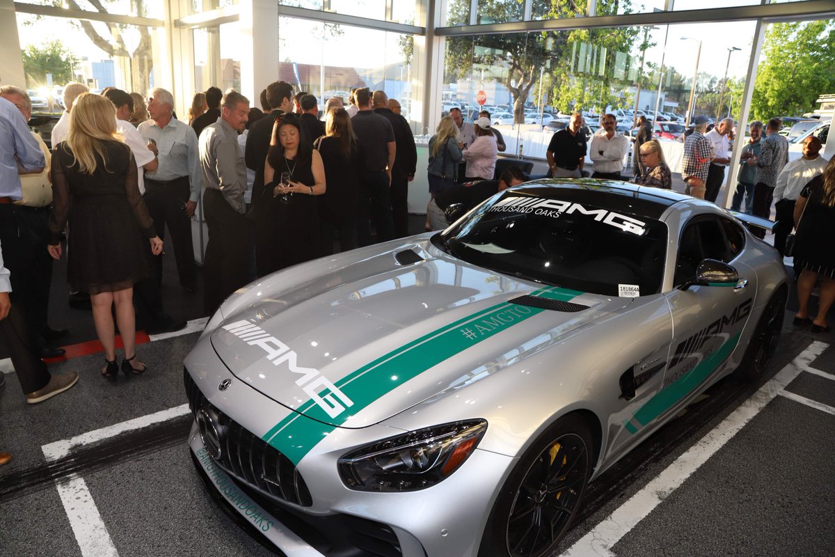 The crowd just couldn't get enough of the GT4 livery on our #AMGGTR from @one13industries . They can transform yours, too. #MBUSA #AMGGT #AMGGTR #GT #GTR #MercedesGT #MercedesGTR #MercedesGTs #MercedesGTC#MercedesAMGGT #MercedesAMGGTs #MercedesAMGGTR
#M178 #V8BiTurbo #V8 #BiTurbo