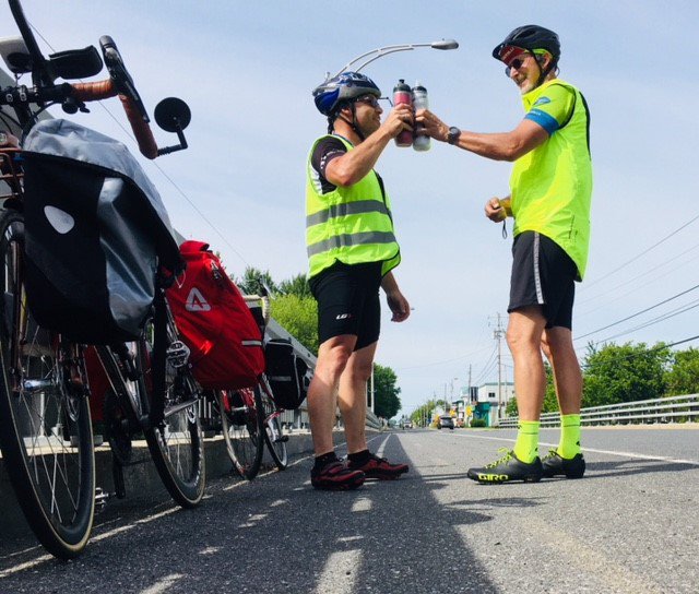 Local man pledges to pedal 3,000 kilometres for cancer research. @DoTheRide #ottnews  ottawamatters.com/local-news/loc… https://t.co/H5ZyL95bQp