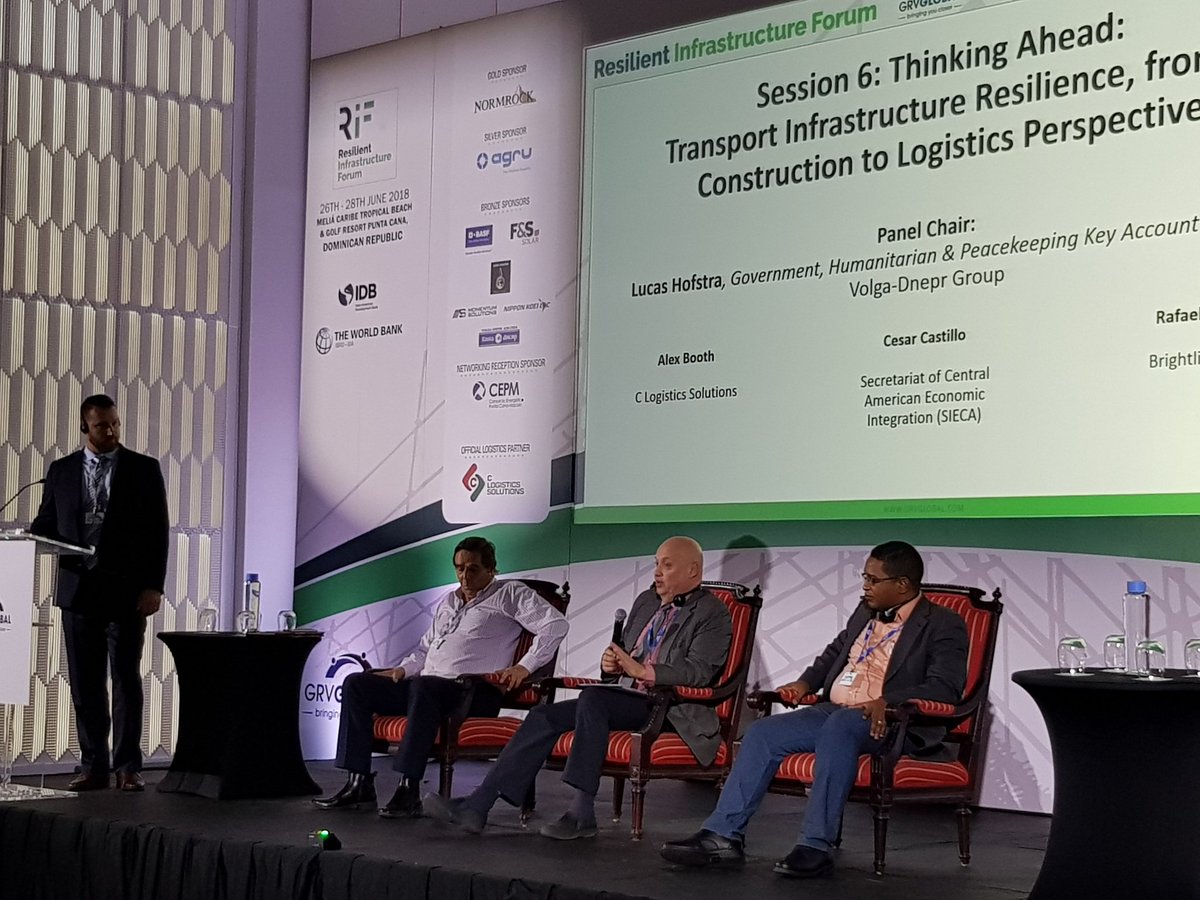 PnyxLtd's tweet image. #RIF18 Session6 on #transport #infrastructure #resilience Chaired by Lucas Hofstra @volgadneprgroup with Alex Booth of C #Logistics #Solutions, Cesar Castillo @sg_sieca &amp;amp; @reberiguete of Brightline Institute Inc. #Caribbean #PPPs