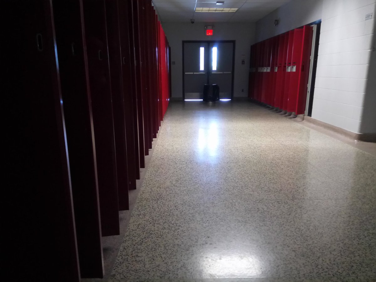 Hello summer!
Students enjoy your vacation and be safe. See you in September.