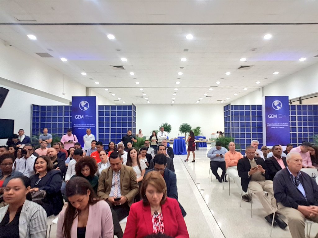 pcolmenares's tweet photo. De nuevo vuelve a salir en el #GEM2017 que el problema en el ecosistema de #Panama es de #educacion y de #innovacion https://t.co/aTb4ploXwu https://t.co/WJc6sbcVu7 cc @CAE1309 @muchachitaguapa https://t.co/2NeNXQ5akA