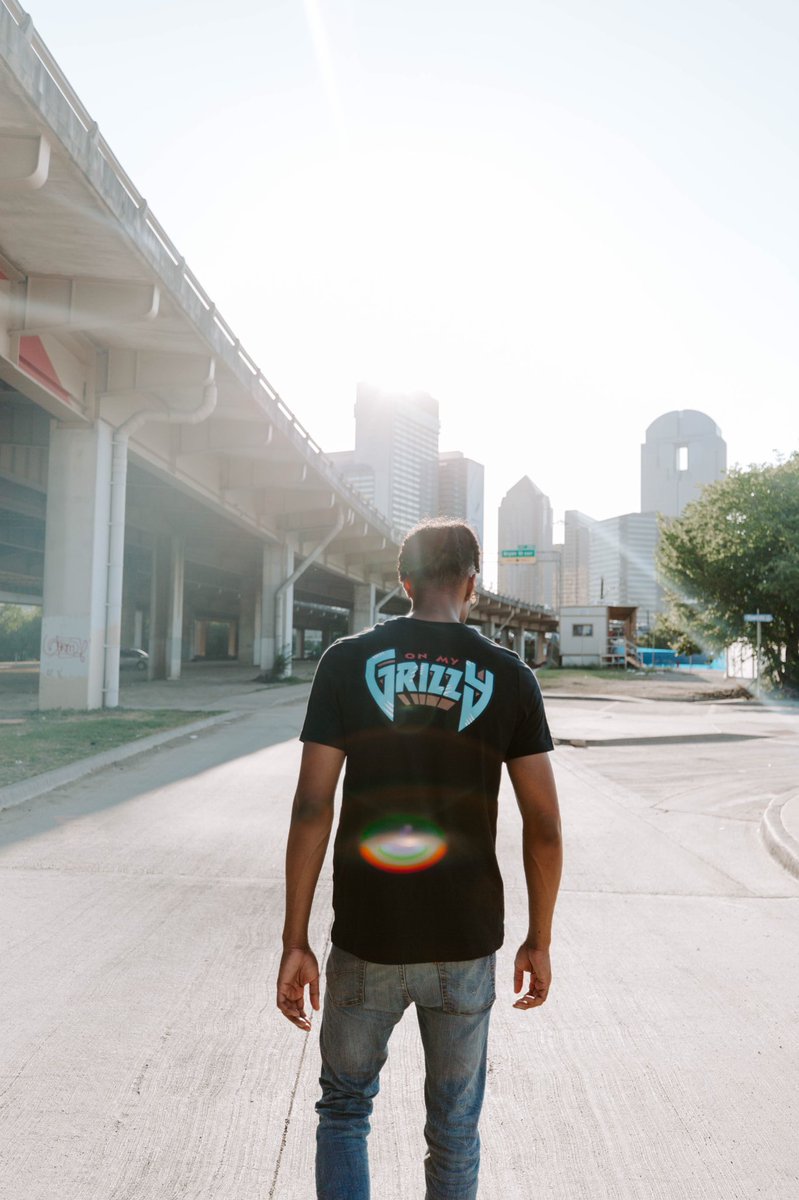 youngflymouthOG's tweet photo. @iamrodai Bet on yourself don’t sleep on your dreams #FMPdat
IG: flymouthclothingco
https://t.co/E5Zh364ENz https://t.co/ucrZywYzTk