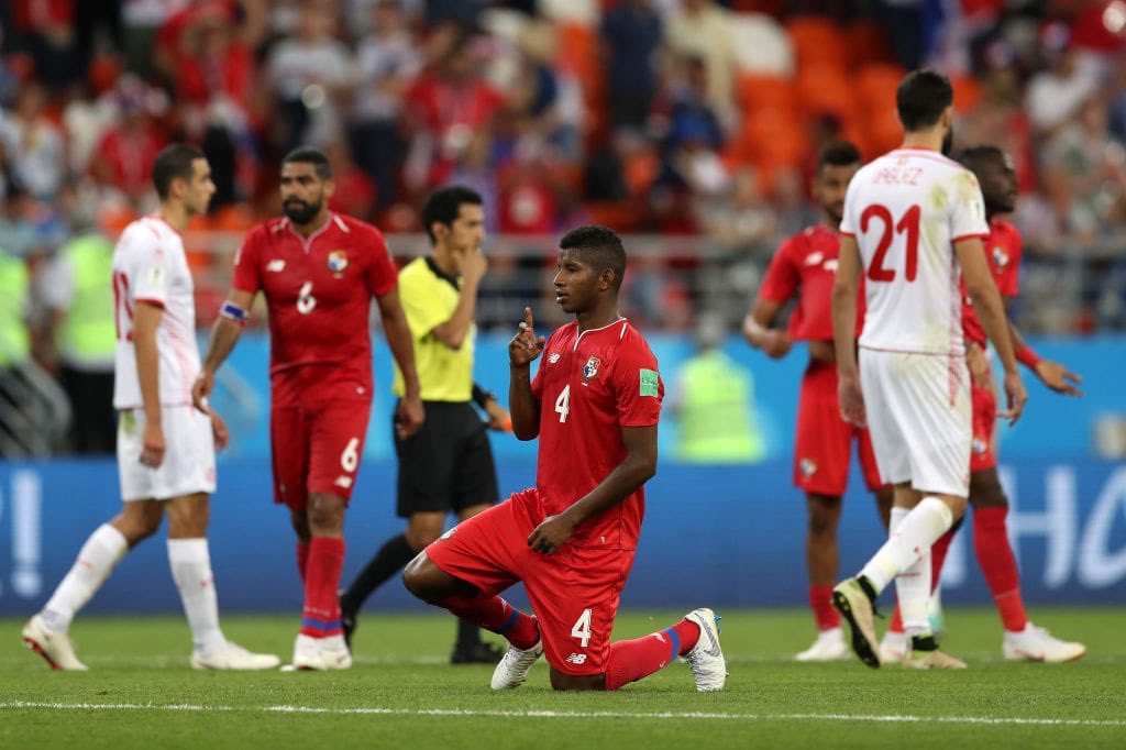 #Rusia2018⁠ ⁠

Fidel Escobar #PAN⁠ ⁠:

🗣 “Uno los veía jugar en televisión y ahora tocó jugar y compartir con ellos, hoy se retiran. 

Son buenas personas y nosotros somos los que quedamos y vamos a luchar por ellos porque nos dieron esa oportunidad de estar aquí.”