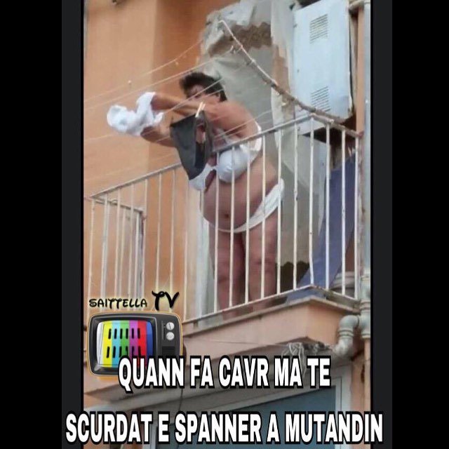 SaittellaTV's tweet photo. Il caldo!😂 https://t.co/I7RHCKubIf https://t.co/4n1qKLBwqU