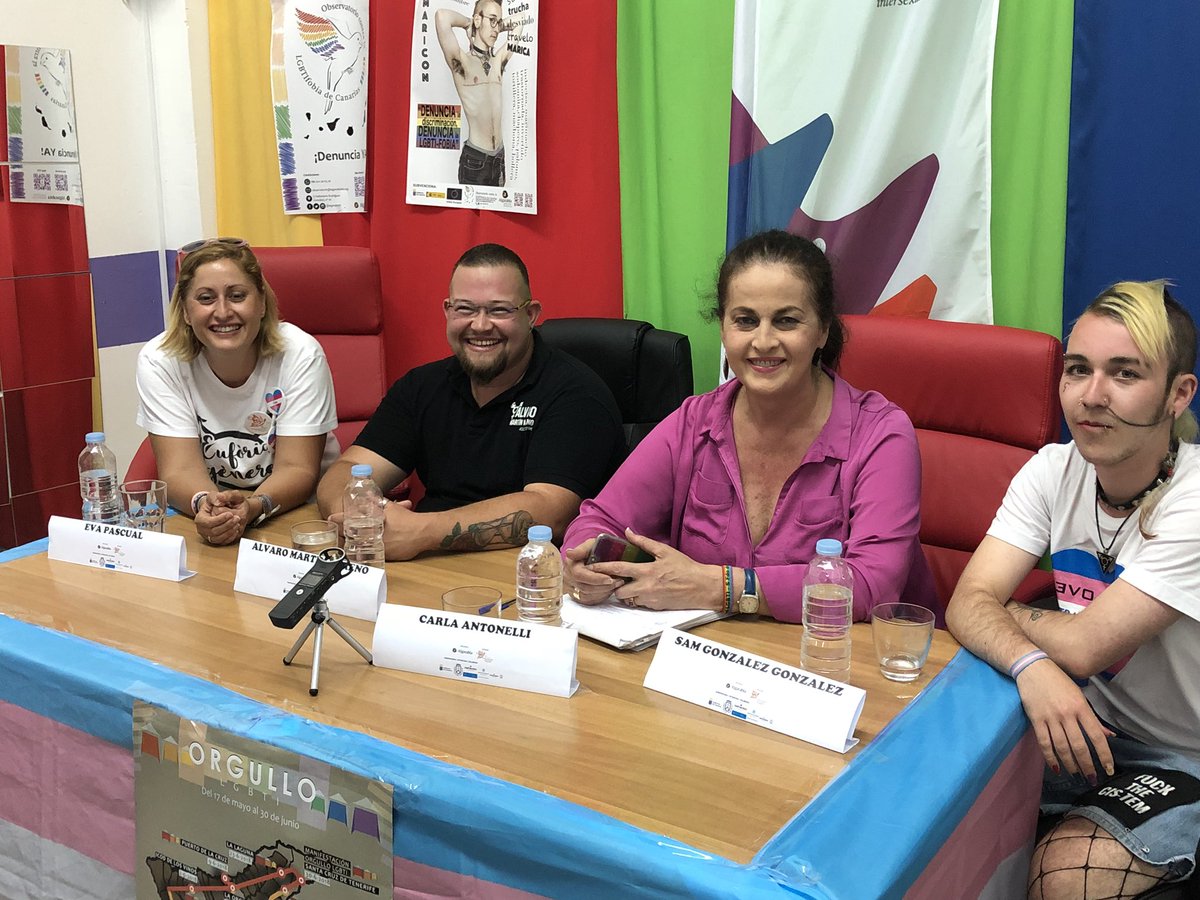 algarabiatfe's tweet photo. Comenzamos la mesa “Hacia la Visibilidad Trans” con @ChrysallisCan #ÁlvaroMartín #SamGlez y @CarlaAntonelli #LlenoAbsoluto #OrgulloLGBTI2018 https://t.co/norJycnMnt