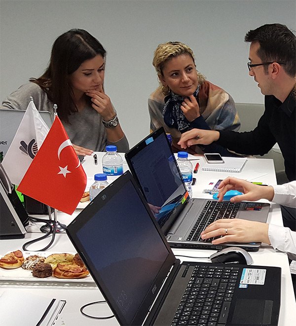 Congrats to the #training participants from #Bursa textile #cluster, whose programme on #competitiveness concluded. “With clusters, having the same vision and using the correct #methodology is crucial as we work on real businesses" said Mr. Taskin. See: bit.ly/2KgpJEz