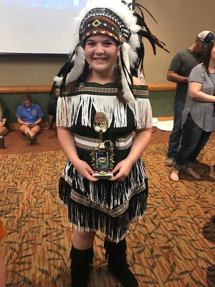 ColemanCheer's tweet photo. Camp has come to an end for the first ever Coleman Junior High cheer squad and we sure set the bar high! 1st place Sideline Chant, 1st place Rally Routine and 1st place Overall Champs in our division! Win, win, win! 📣🏆💚🖤 https://t.co/P8kQtn4ux1