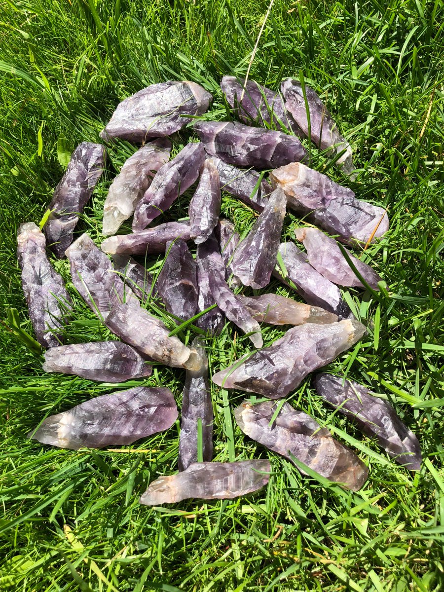 royalcangems's tweet photo. New Auralite 23 additions to our ever growing etsy shop <3

Auralite 23 Wands, Points, Chunks and Emerald Auralite all available now in 1 KG Lots!

https://t.co/KGGQWe8xjf

#Auralite23 #RareQuartz #Crystals #Metallic #Cosmic #Nature #Quartz #Healing #Energy #EnergyStone #Canada https://t.co/XqzDOn39CF