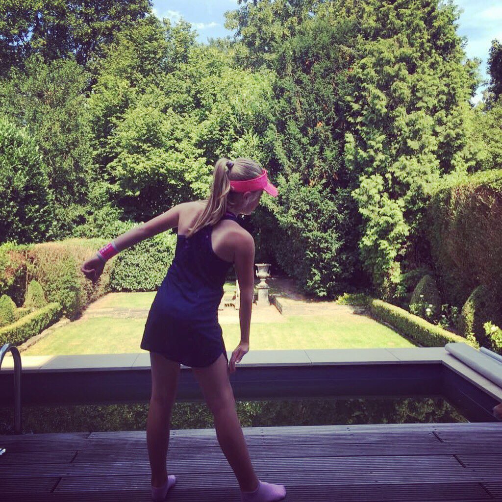 RocketKidz1's tweet photo. 🎾 Trockenübungen 🎾 #mega #sportlife #picoftheday #tennis #sportkids #tennislife #tennislove #tennislover #spass #spaß #coolkids #bff #twins #instastyle #wearerocketkidz #fun #funkids #kidz #bestfriends #bestfriend #wilson #underarmour #adidas https://t.co/MPIkfSZ8aX