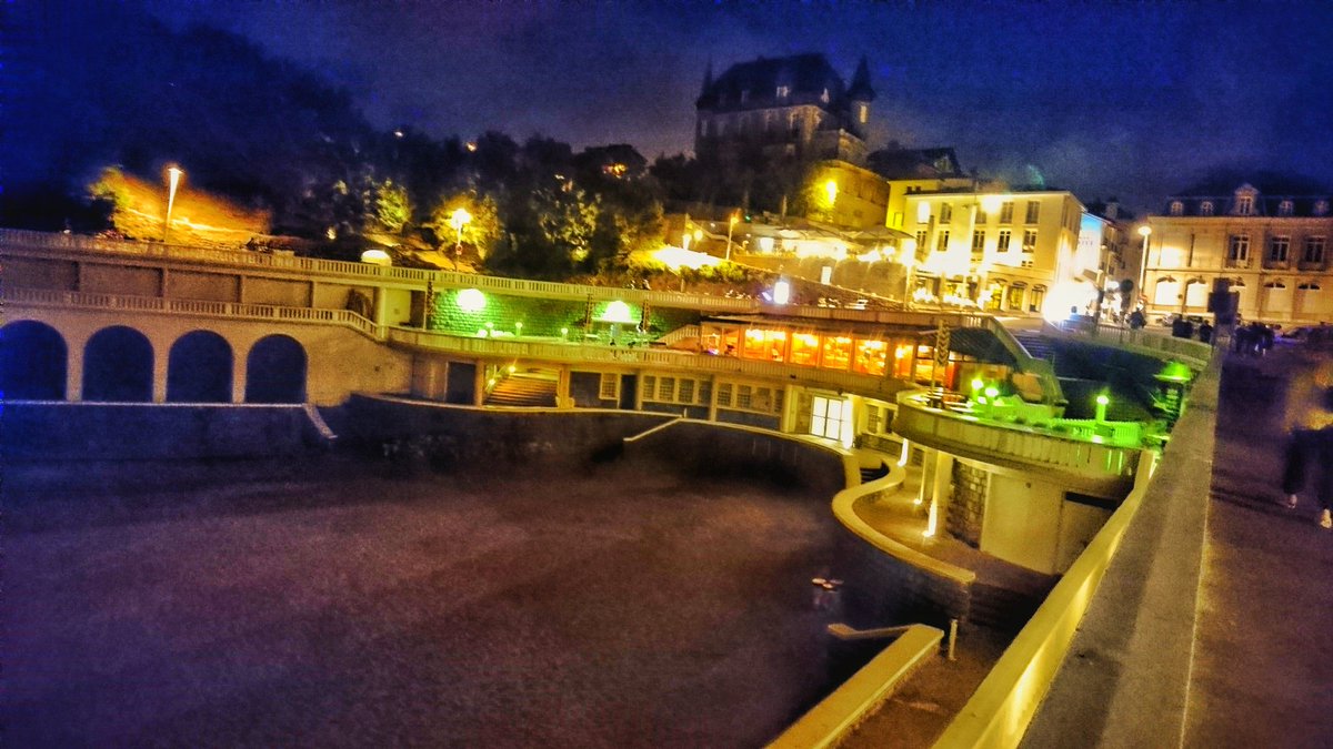 MikRuschioni's tweet photo. @lucabauser quando arrivo qua ti penso sempre... #Biarritz https://t.co/QdSLLbzlmV