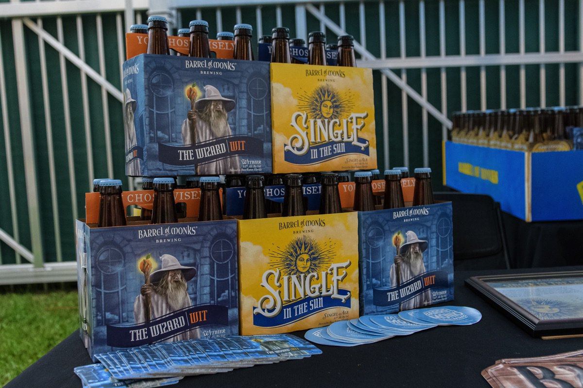 BarrelofMonks's tweet photo. Bring the entire family out to the Mizner Summer Concert Series tomorrow night and enjoy a tribue to Elton John, starting at 8pm. The event is FREE, and will have lots of Barrel of Monks Wizard Wit and Single in the Sun!
#boca #drink561 #bocabeer #bocafamily #palmbeach https://t.co/DayPYwmg1v
