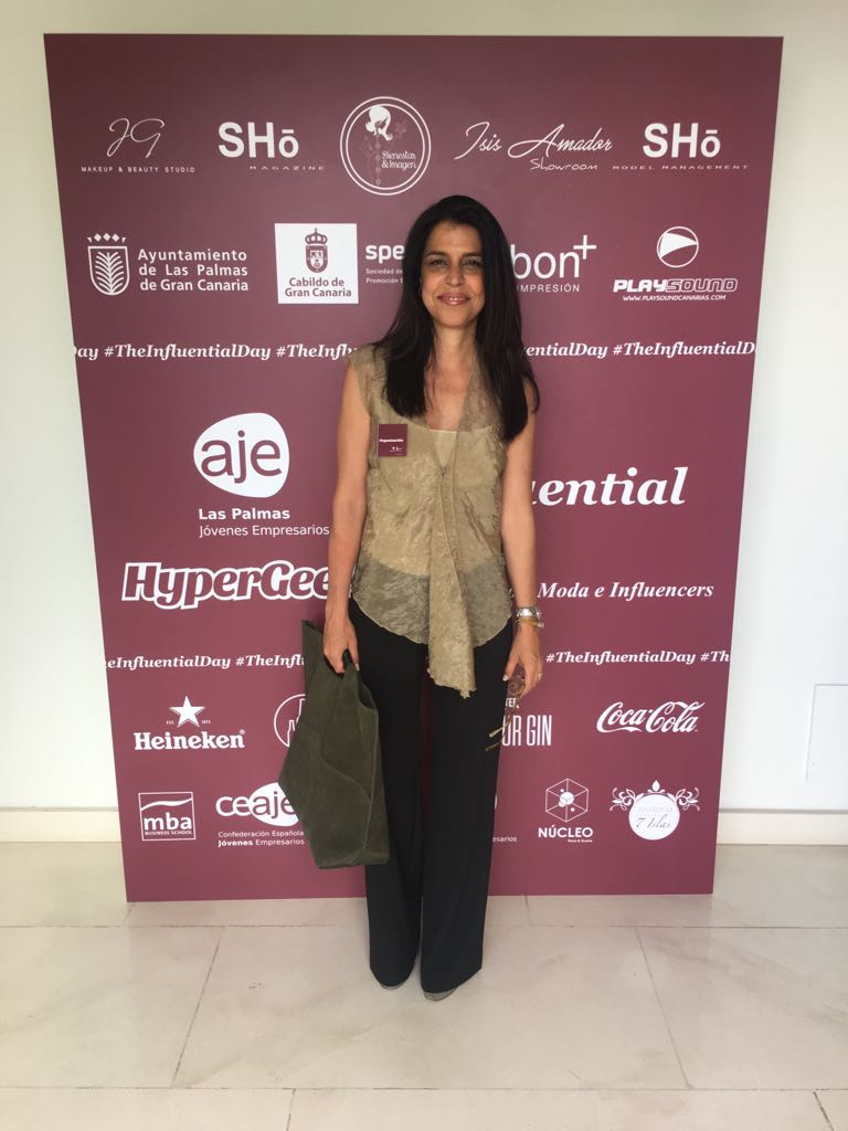 babonplus's tweet photo. Bien rodeados en #TheInfluentialDay #BabónPlus #ReadytoPrint https://t.co/NWbeN5hBaW
