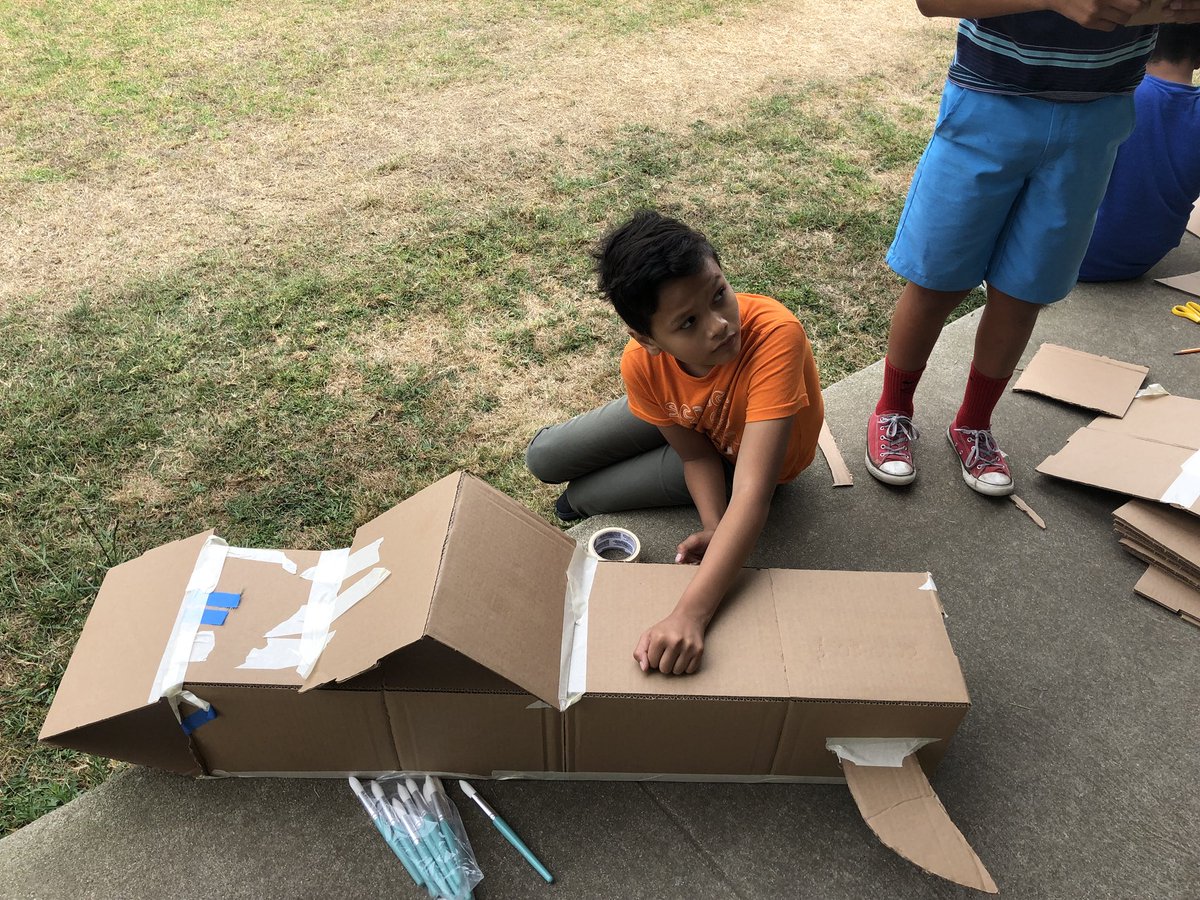 MorganCuico's tweet image. Cardboard engineering with DHH kids @cabrillomiddle #extendedschoolyear #cardboardengineering #deafpride